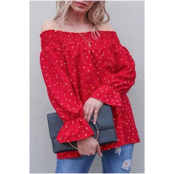 NEW! Red On or Off Shoulder Elastic Top Heart Print Back Bow Top! - Picture 1 of 4